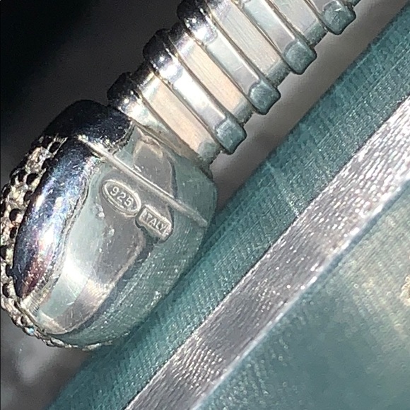 Cuff Bracelet - Picture 5 of 7